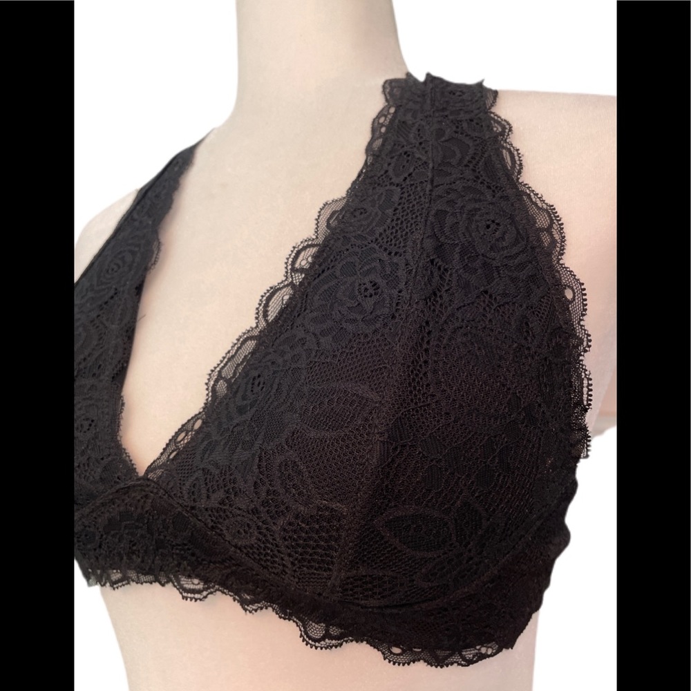Free Press black lace halter bralette size L